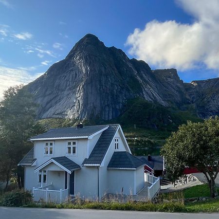 Husly Reine - Your Home With Reinebringen View Extérieur photo