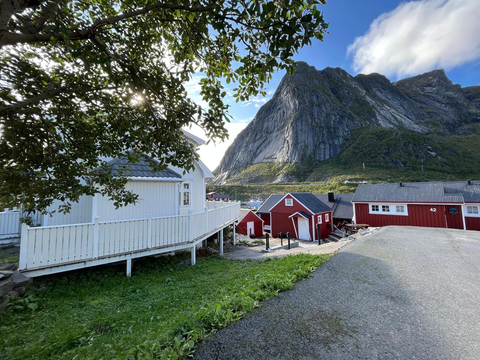 Husly Reine - Your Home With Reinebringen View Extérieur photo