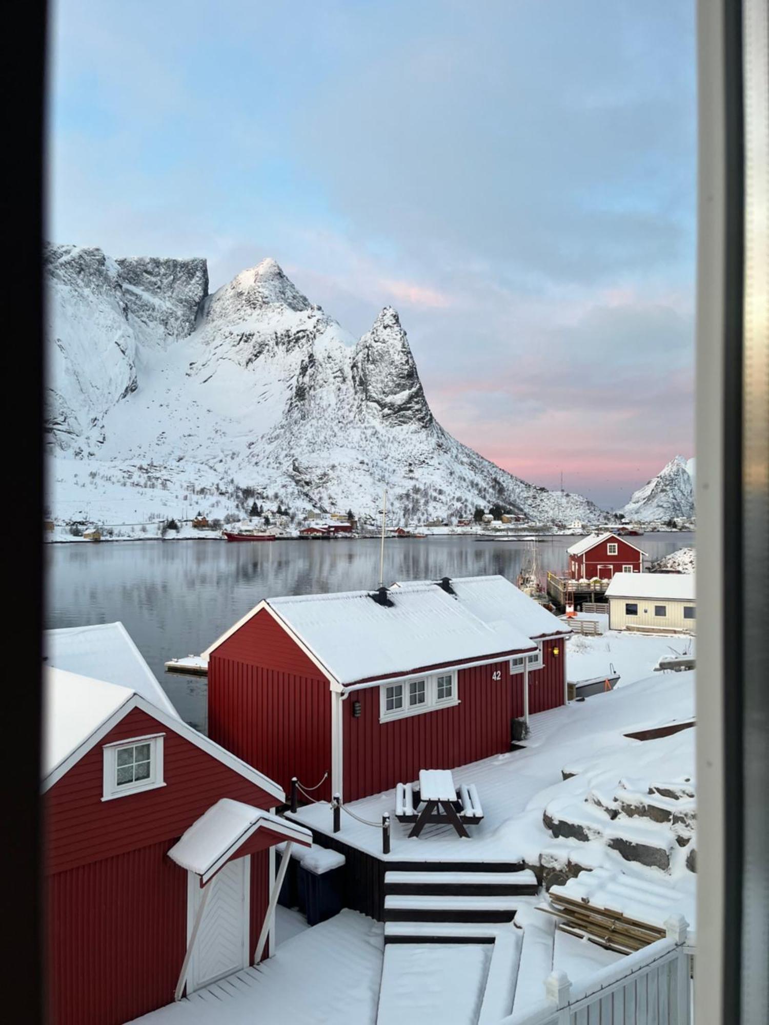 Husly Reine - Your Home With Reinebringen View Extérieur photo