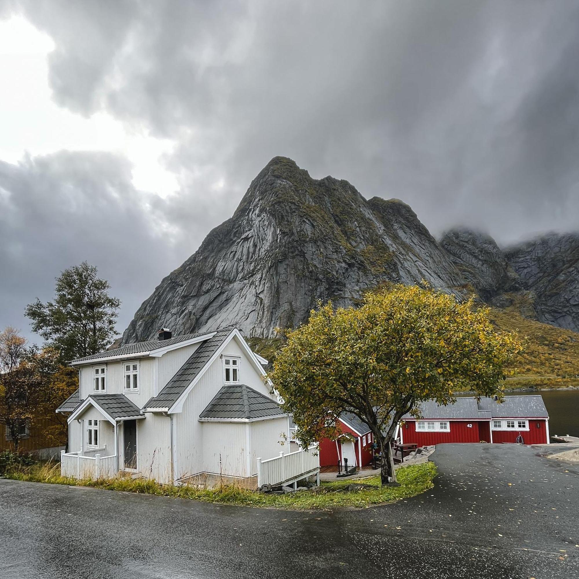 Husly Reine - Your Home With Reinebringen View Extérieur photo